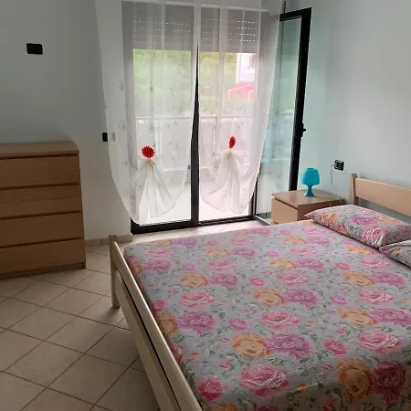 Two-bedroom Vacation Apartment