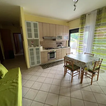 Two-bedroom Vacation Appartamento *