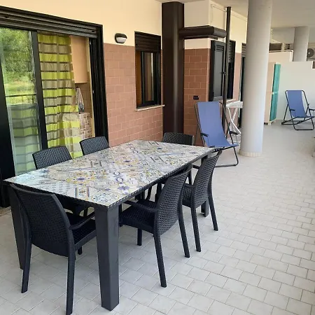 Two-bedroom Vacation Appartamento