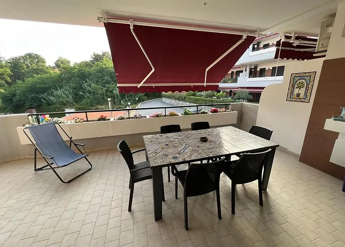 Two-bedroom Vacation דירה *